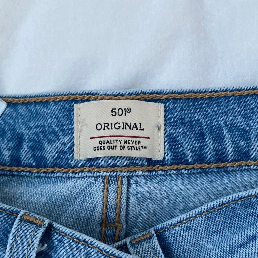 Levi’s Original 501 Jeans - Picture 4 of 4